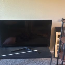Samsung 46” Tv