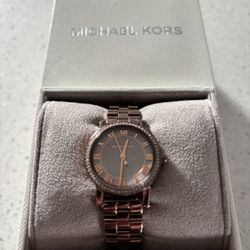 Women’s Michael Kors Watch. Like New In The Box.