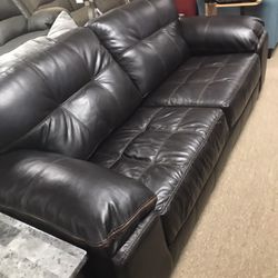 Super Soft Couch And Sectionals 