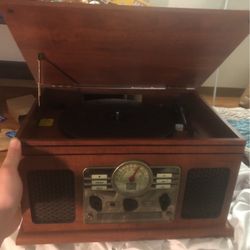 Record/ CD/ Tape/ Player  And Am/fm Radio