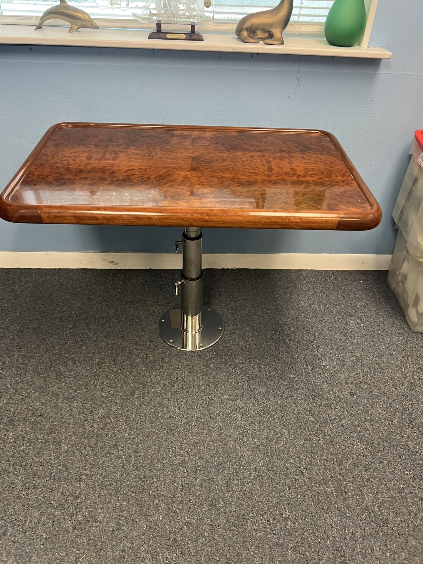 Board Table For Salon