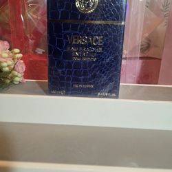 Versace  New 