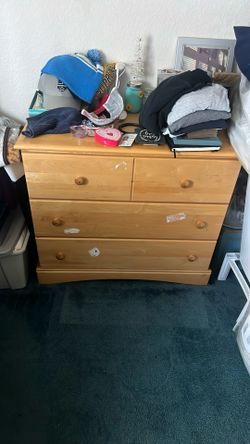 3 DRAWER DRESSER