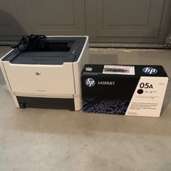 Printer With Ink Cartridge 