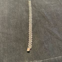 14 Kt Bracelet 