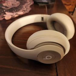 Beats Studio Pros