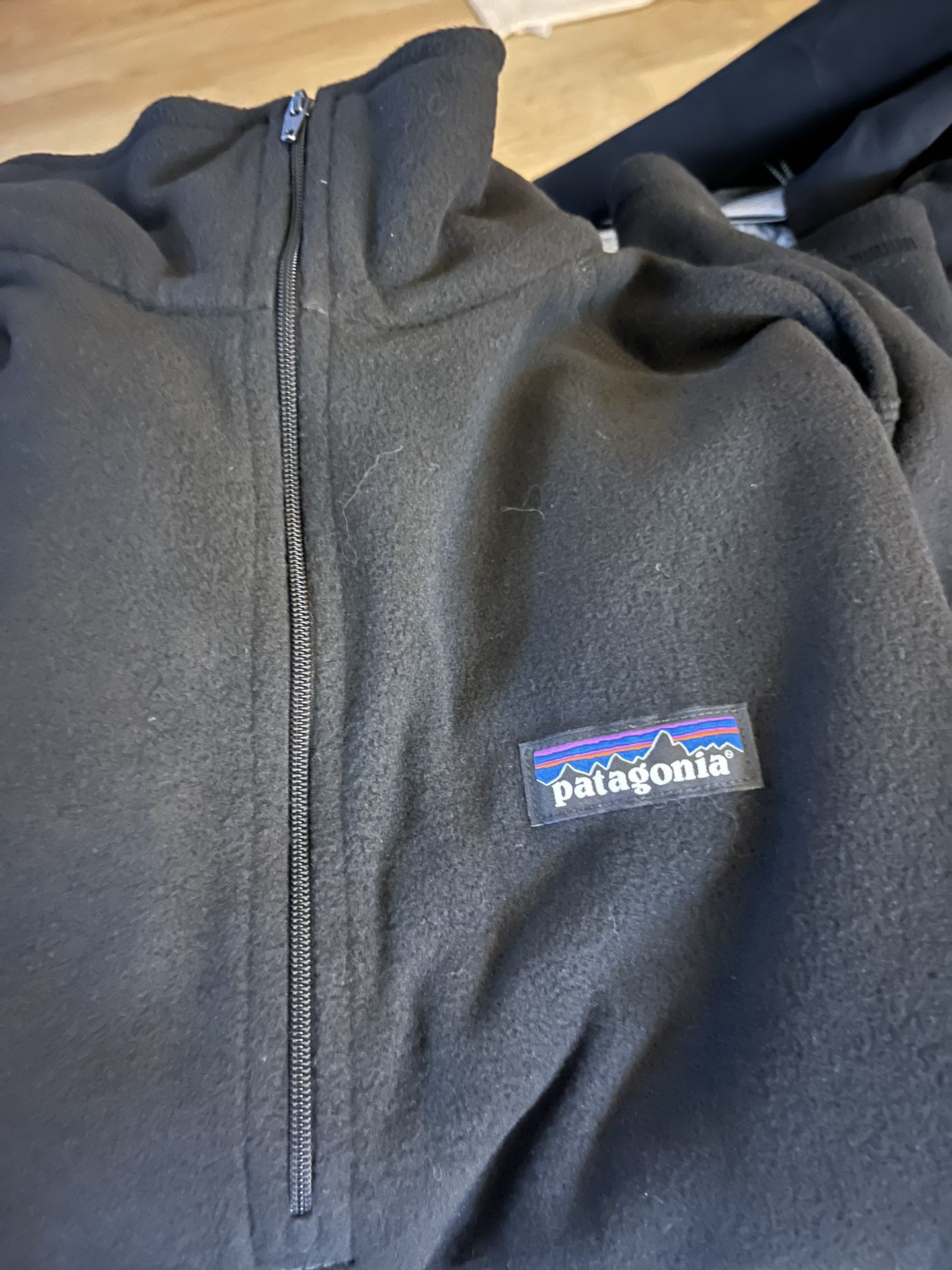 Patagonia Black Fleece Sweater 