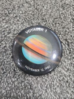 Voyager 1 1980 pin