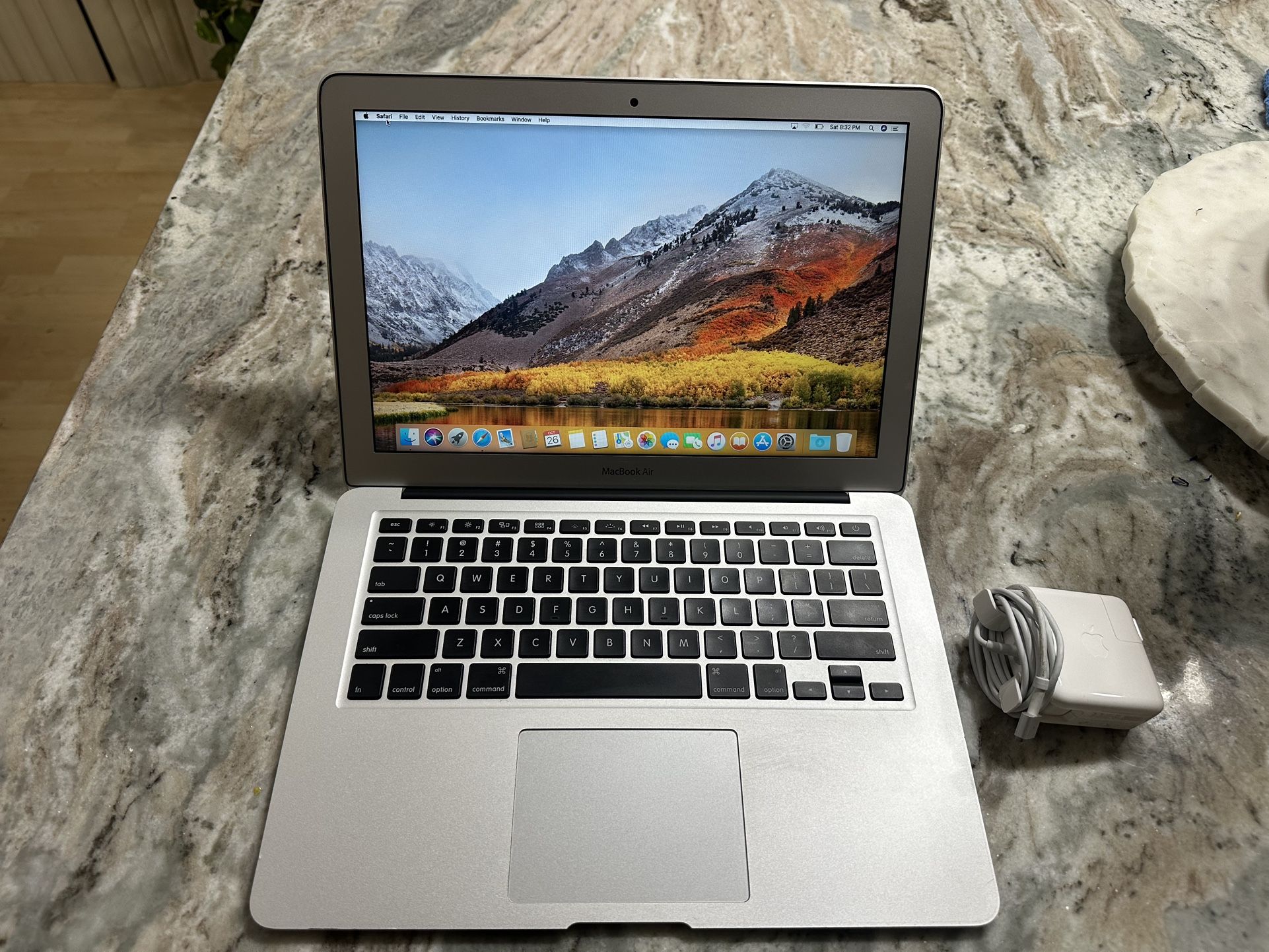 MacBook Air 13 Inch