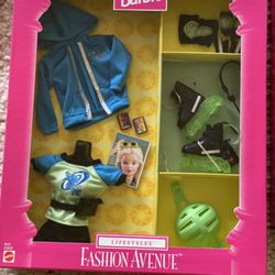 Barbie Fashion Avenue