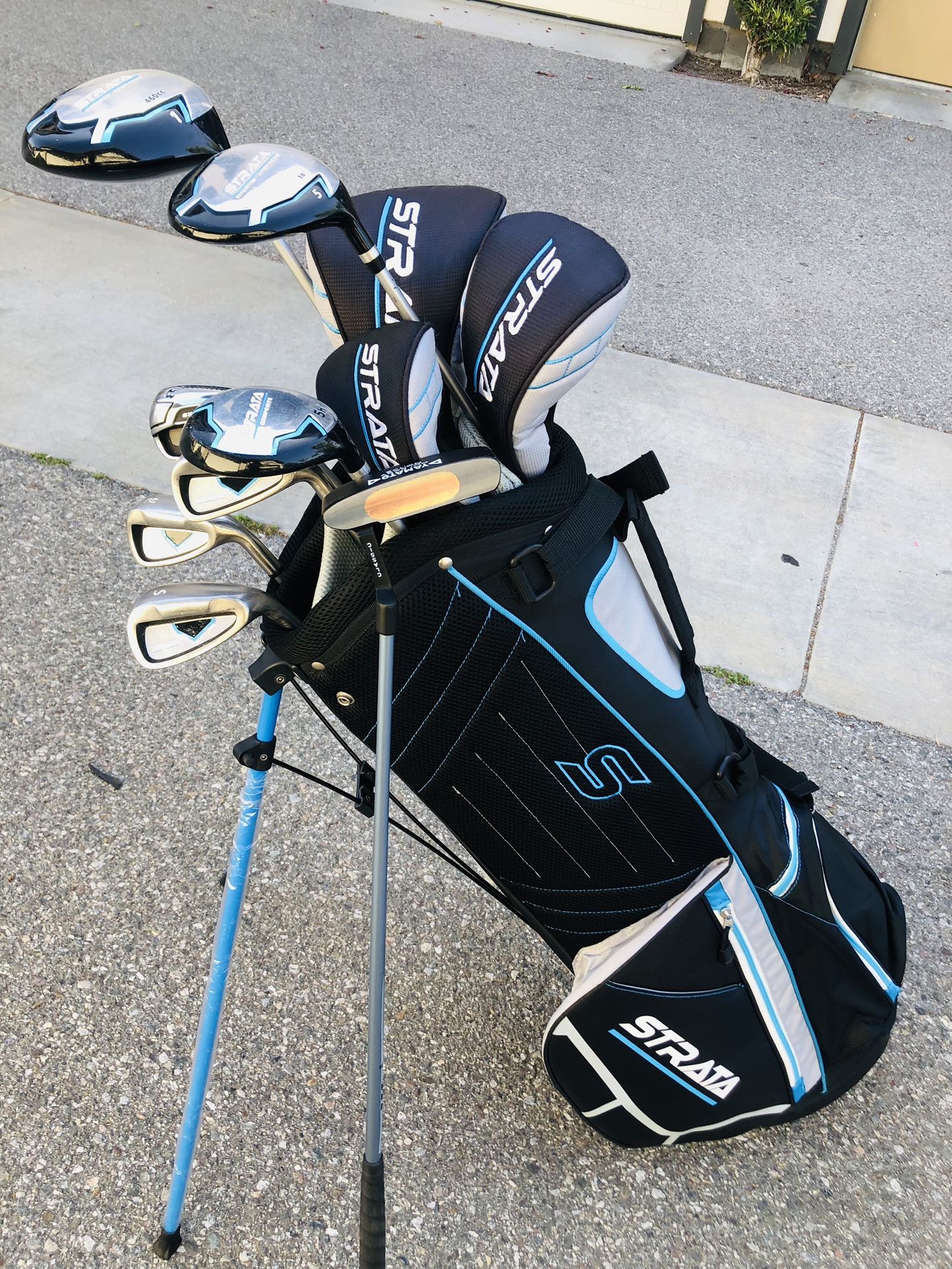 Women’s Callaway Strata Golf Set With Irons, Driver
