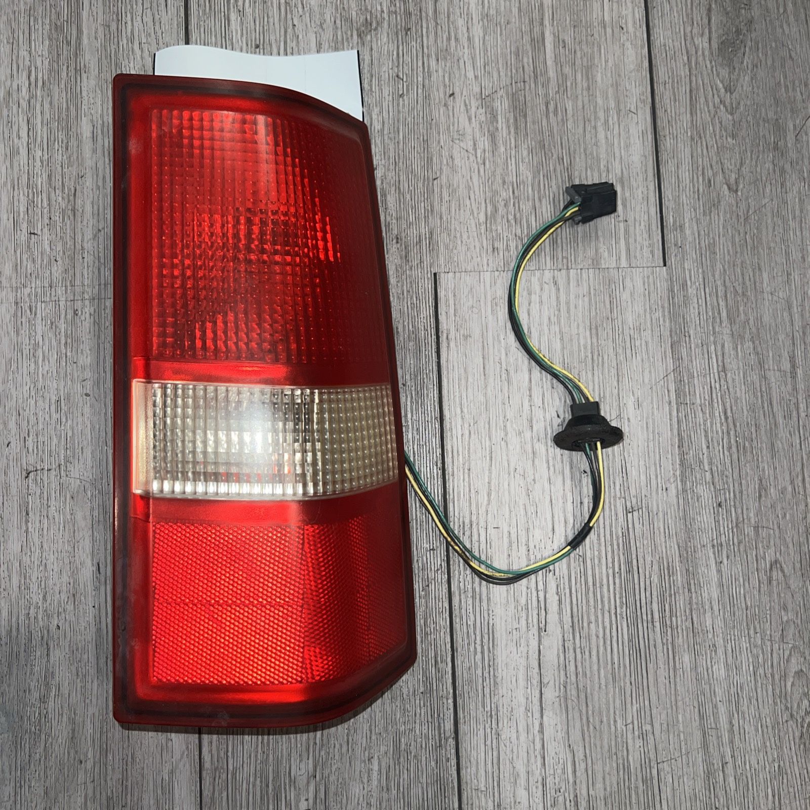 03-21 Chevy Express GMC Savana OEM Passenger Side Tail Light Passengers RH #1315