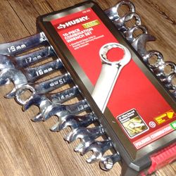 Husky 10 piece Combo Wrench Set- Brand New