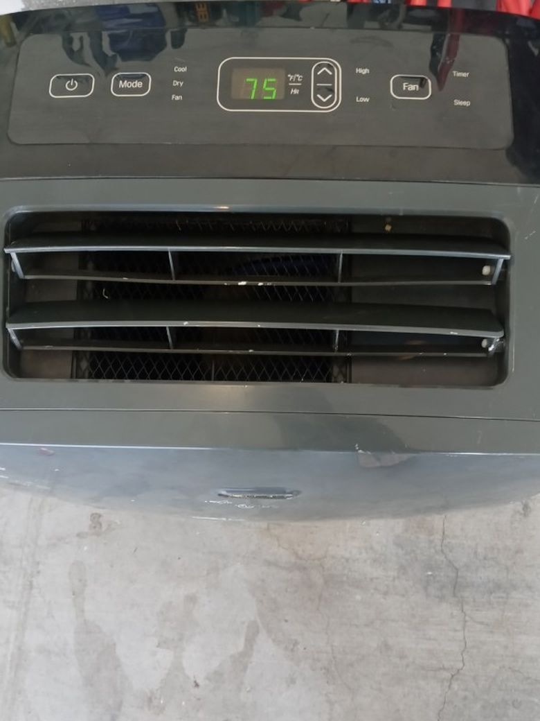 LG Air Conditioner, Cooler, AC. Room, Space AC