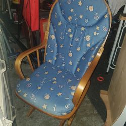Rocking Chair 