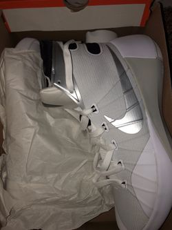 NEW Nike Women's Hyperdunk 2014