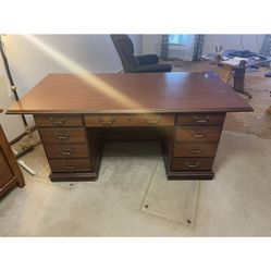 Beautiful 6 Piece Wooden Office Furniture Set