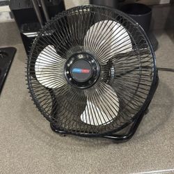 12” Desk Fan