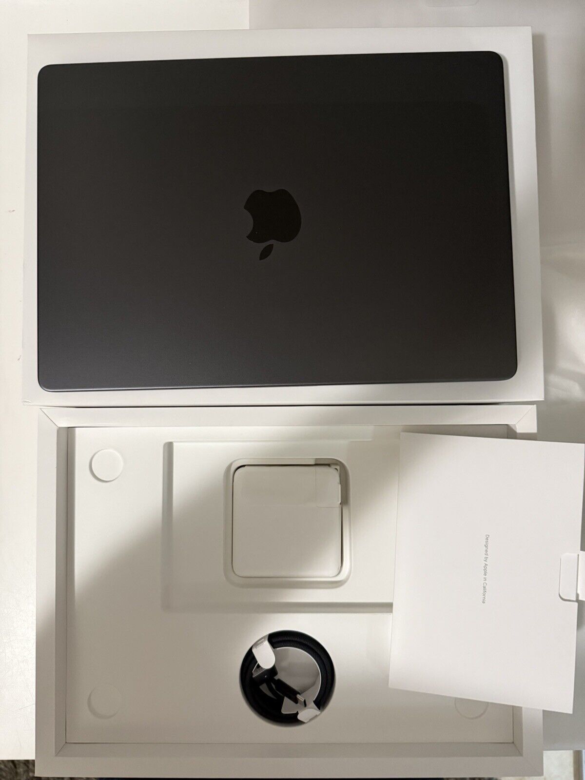 Apple MacBook Pro 2023 14.2" Apple M3 Pro 12C/18C 1TB SSD 36GB RAM Space Black