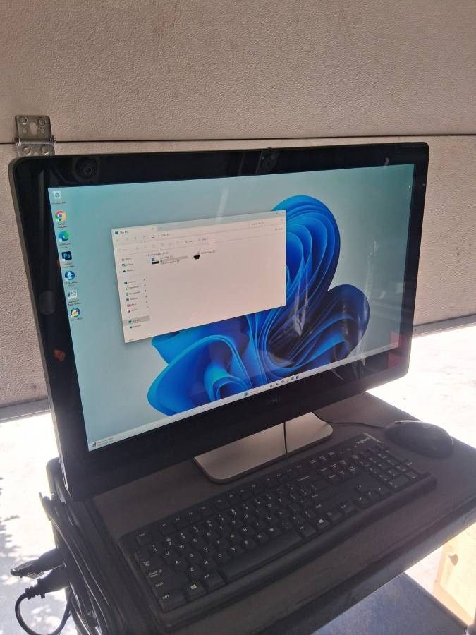 Dell XPS 27' 'inch.. TouchScreen All-in-One Desktop PC, windows 11 - $290
