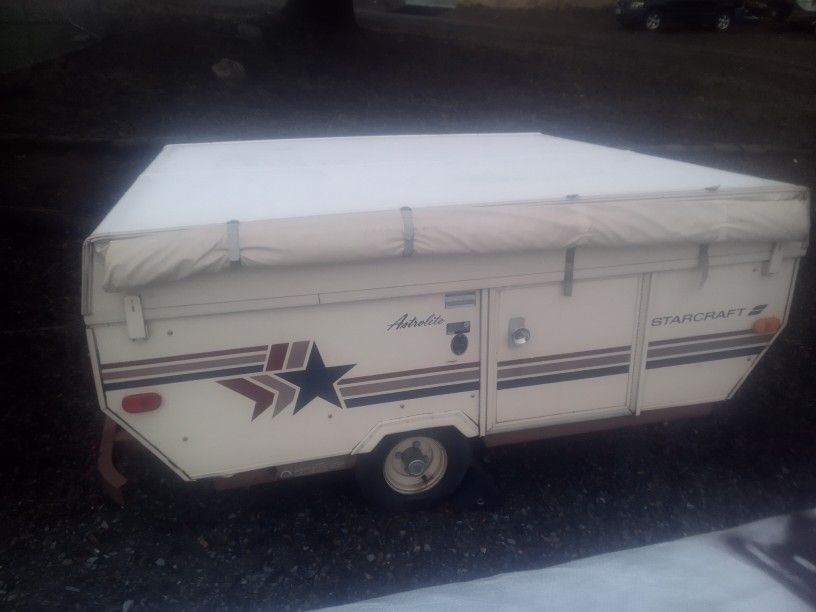 StarCraft Pop-up Tent Trailer