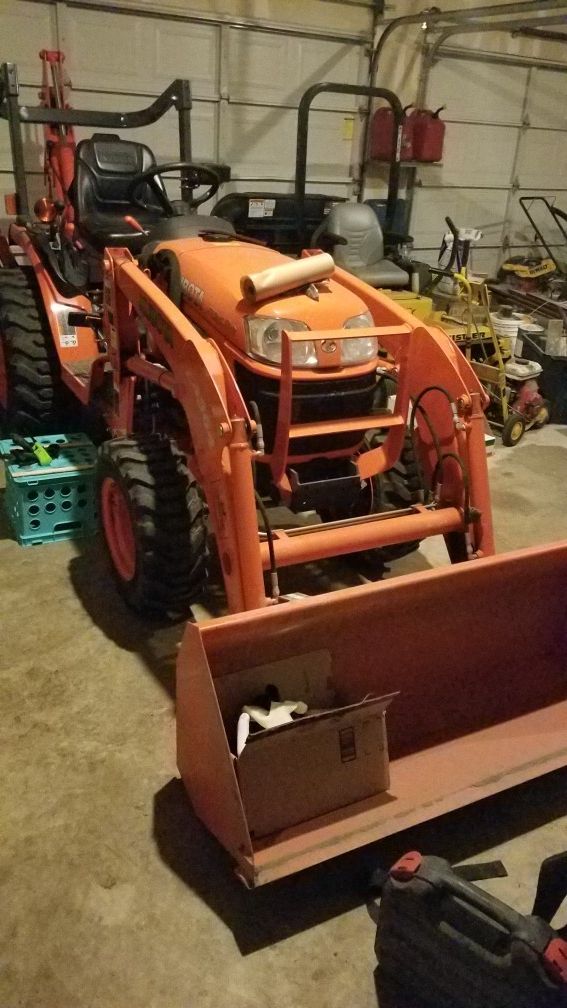 2014 kubota b2620 with backhoe for Sale in Roy, WA OfferUp