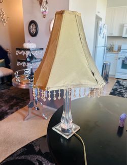 Vintage Hollywood Regency Acrylic Table Lamp Beaded Shade Glam Decor