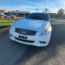 2011 Infiniti G37