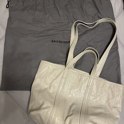 Authentic Balenciaga Hand/Shoulder White Lambskin Bag