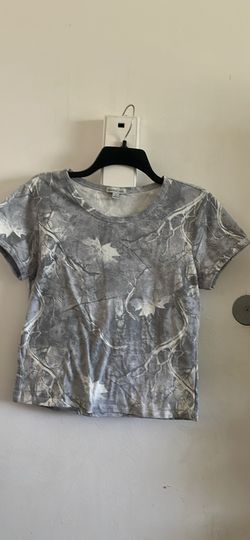 Ladies large Camo Tshirt