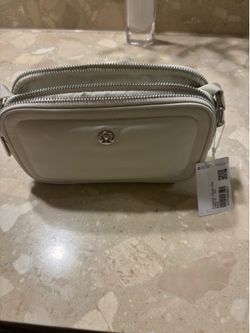 LULULEMON Cross Body Bag! NWT!