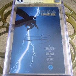 Batman The Dark Knight Returns #1 CGC Graded 9.8 Signed DC Comics