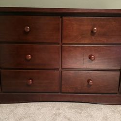 Wood 6-Drawer Dresser – Classic Cherry Finish