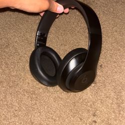 Beats Studio Pro