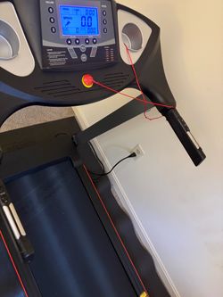 Folding Electric Motorized Treadmill with LCD Display & Heart Rate Sensors