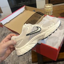 Women’s Nike shoes 