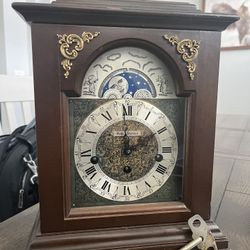 Seth Thomas Winding Mantle Clock