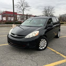 2008 Toyota Sienna