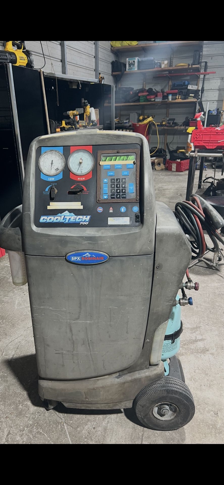 SPX Robinair Cool Tech 700 A/C Recycling Machine