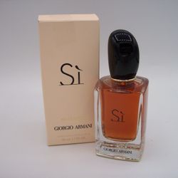 Giorgio Armani Si 50ml / 1.7floz 99% Full - Includes Box