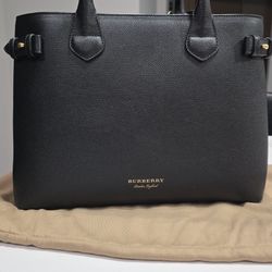 Ladies Burberry Medium Banner Leather Tote