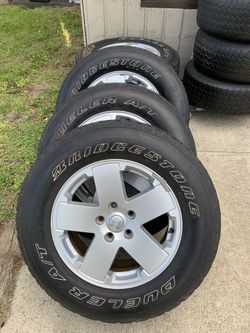 18” Jeep rims 5 lugs