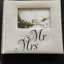 Mr. & Mrs. Wedding Photo Album