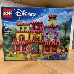 LEGO Disney The Magical Madrigal House 43245 New Sealed