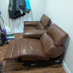 2 Electric Recliners