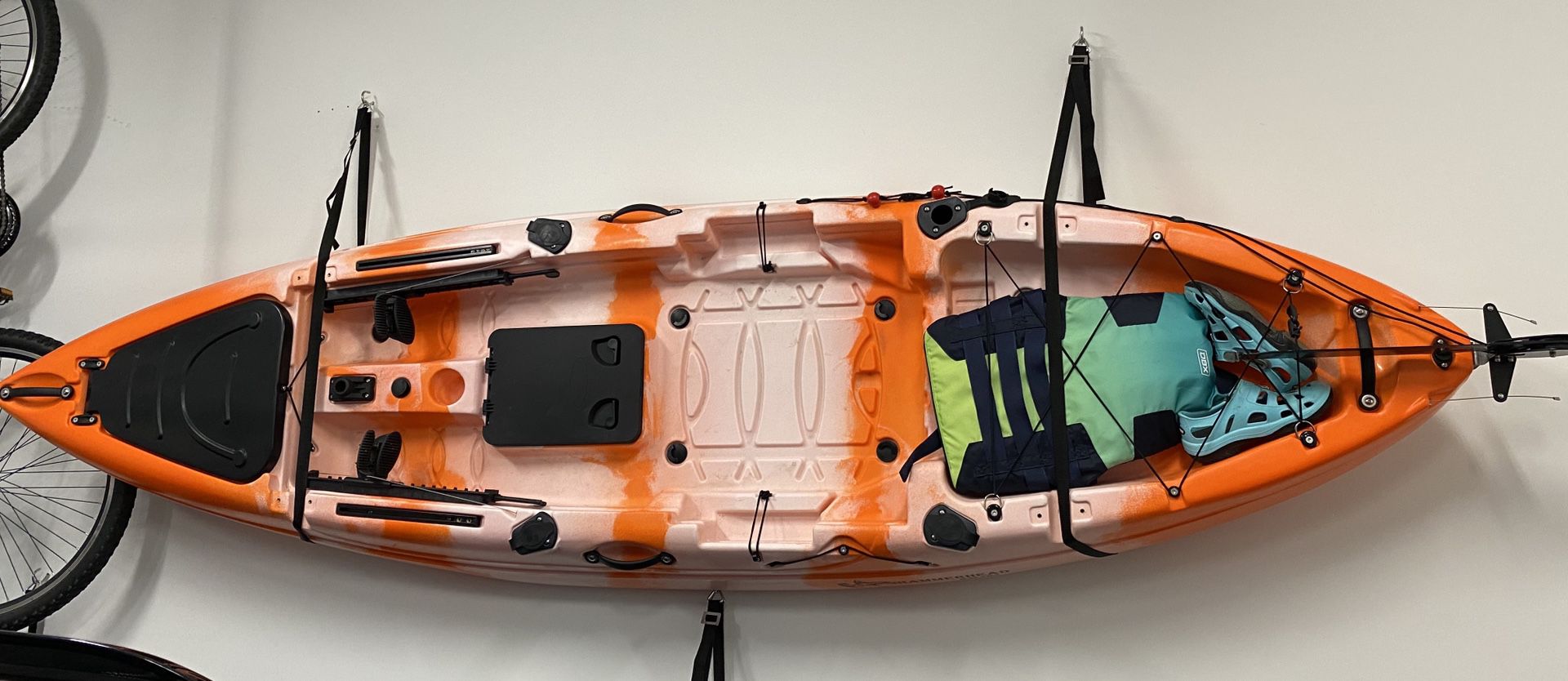 Brand New 10ft Hammerhead Fishing Kayak w/ rutter