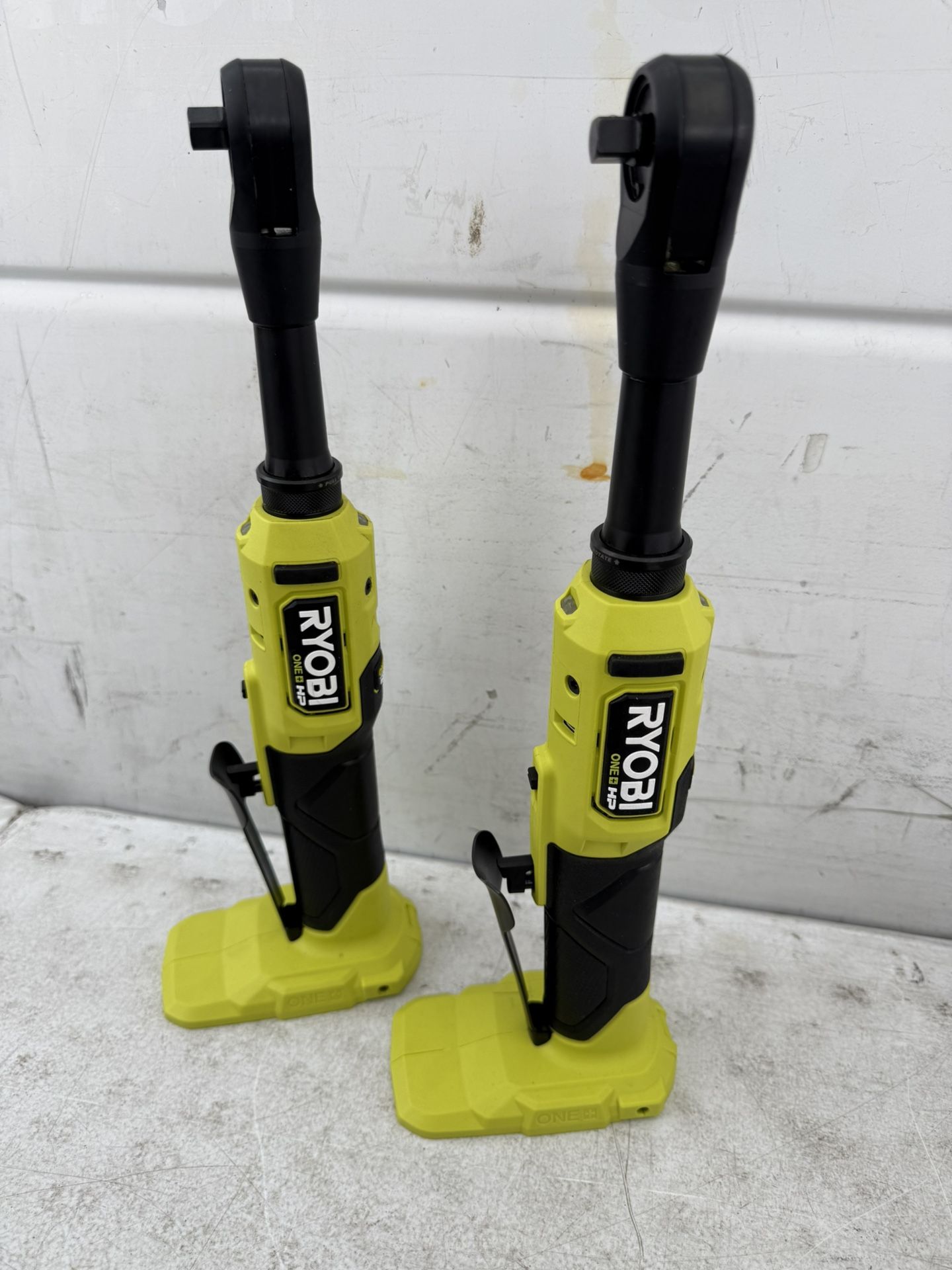 New Ryobi 18V 3/8 Extended Reach Ratchet