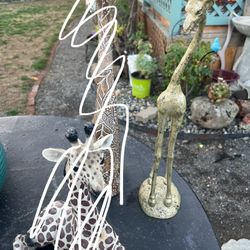 Giraffe Statues