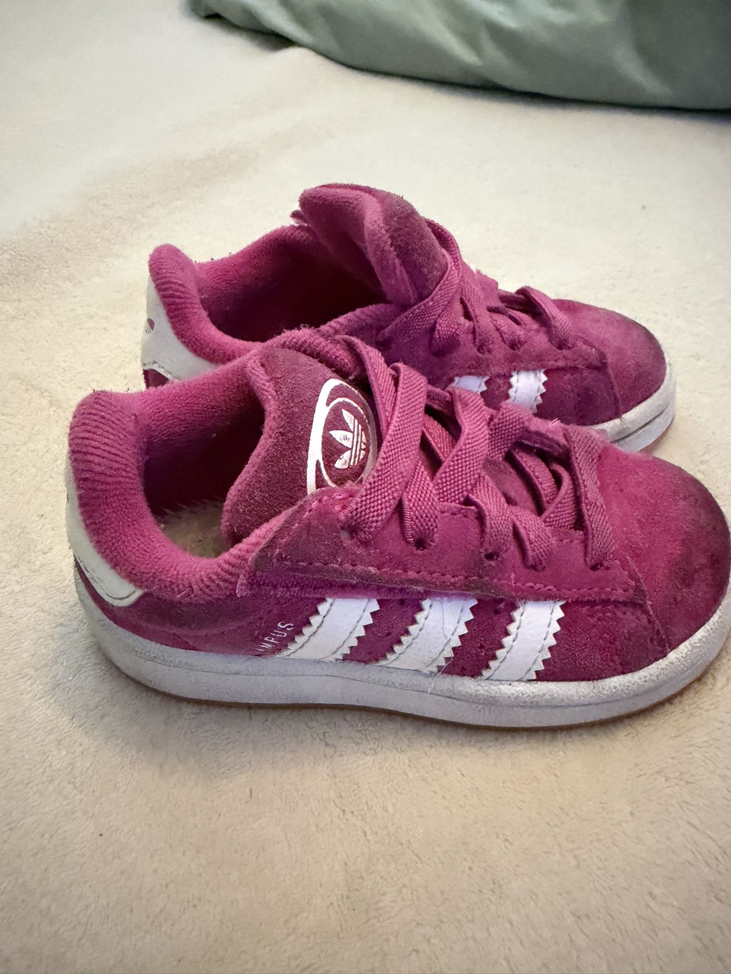 Adidas Size 8t