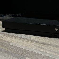 Xbox One X    